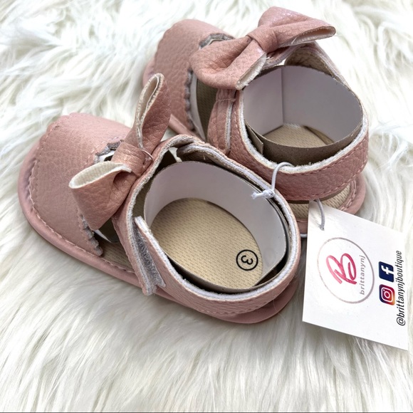 Baby Girl Pink Bow Sandals - Picture 2 of 3